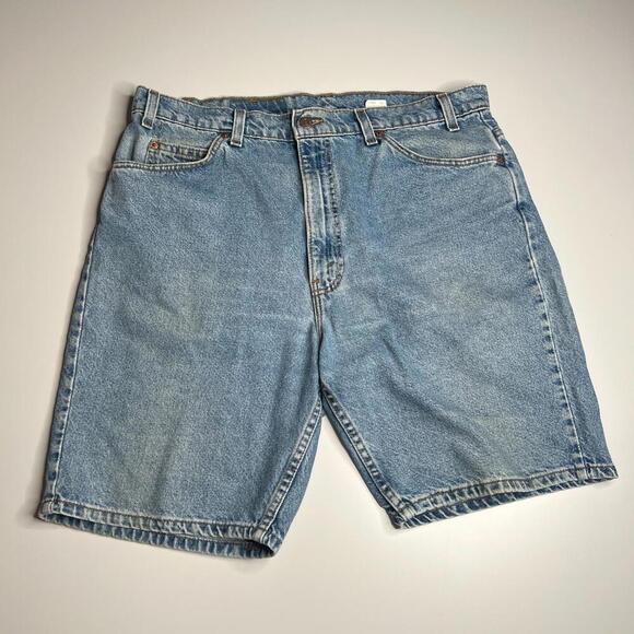 Vintage Levi’s 505 Regular Fit Denim Shorts W38 L9 Light Blue USA Made 90s - Picture 1 of 13